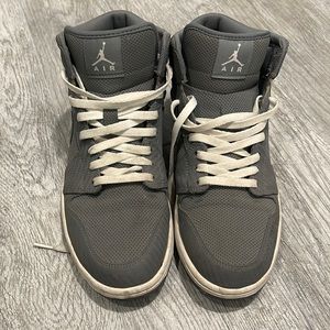 Jordan 1s grey and white